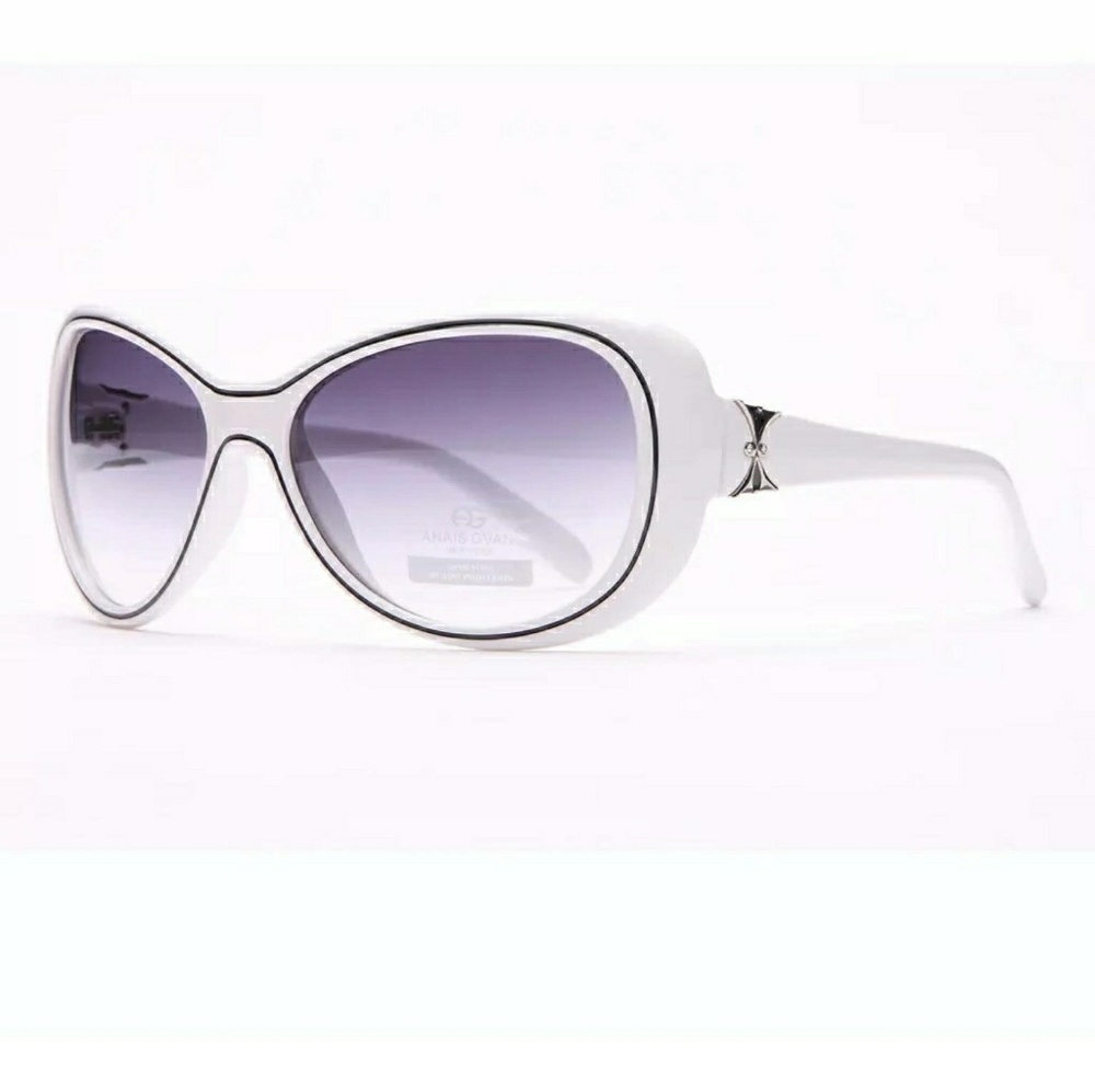 Anais Gvani Sunglasses